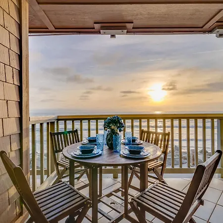 Luxury Oceanfront Condo With Private Beach Access